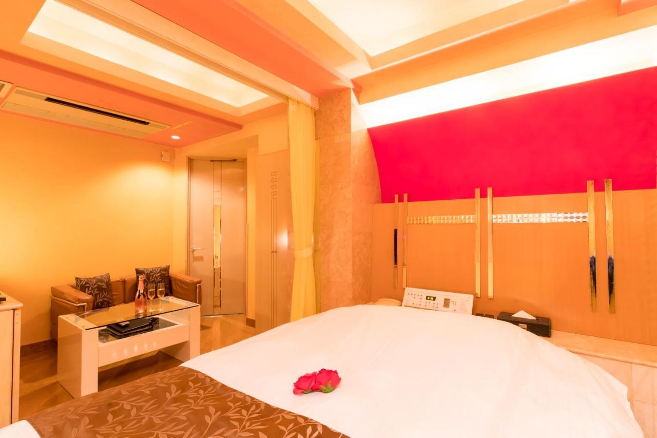 Hotel W-Aramis -W Group Hotels And Resorts- (Adults Only) Токио Екстериор снимка