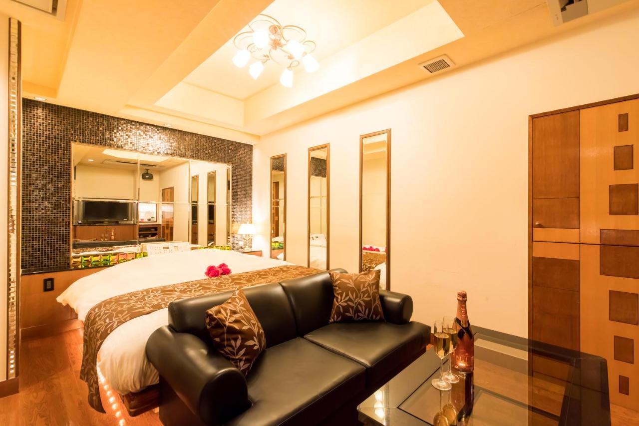 Hotel W-Aramis -W Group Hotels And Resorts- (Adults Only) Токио Екстериор снимка
