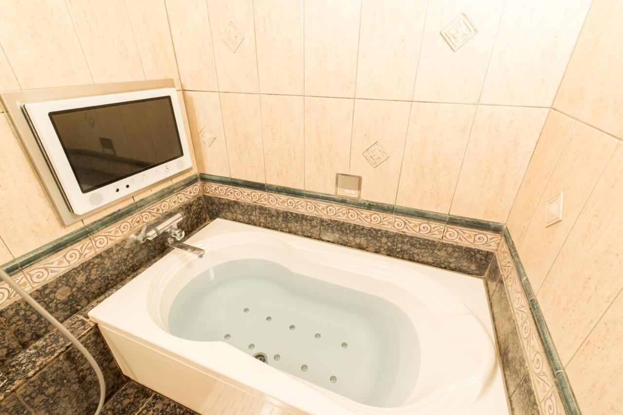 Hotel W-Aramis -W Group Hotels And Resorts- (Adults Only) Токио Екстериор снимка